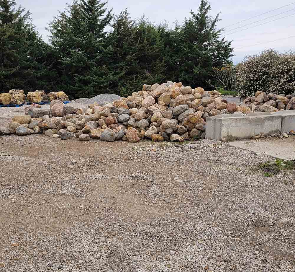 Natural Stone & Boulders