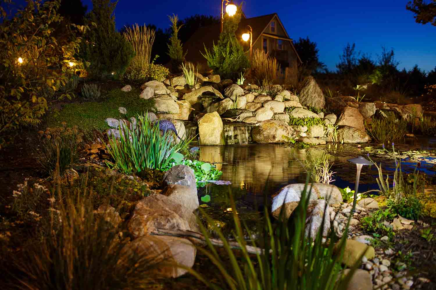 Outdoor Lighting - Swan Water Gardens 